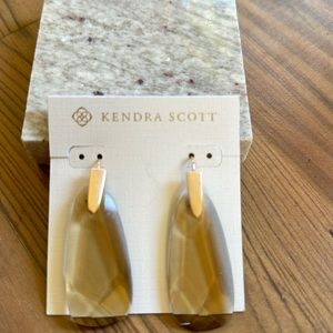 Kendra Scott Maize earrings